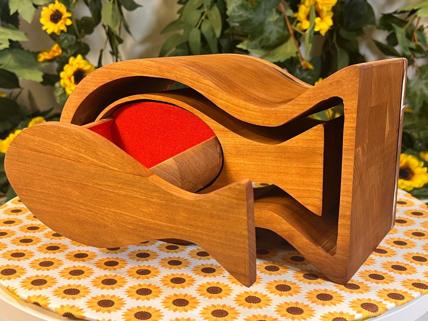 The Floating Ichthus Box, Design C, interior detail
