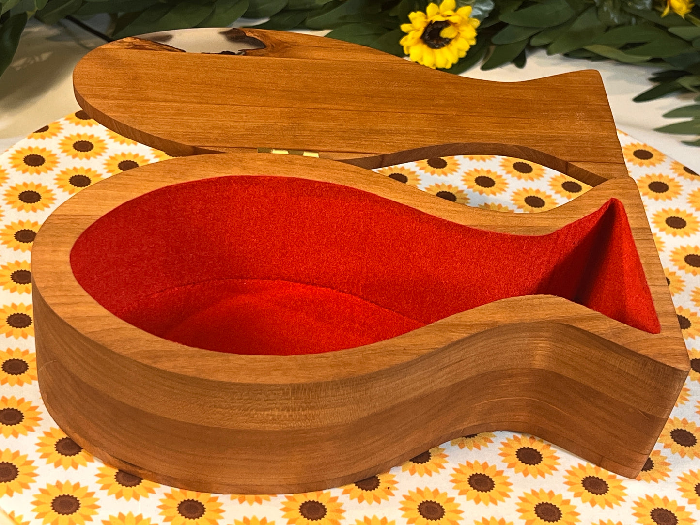 Ichthus Flip Top Keepsake Box, closed top view